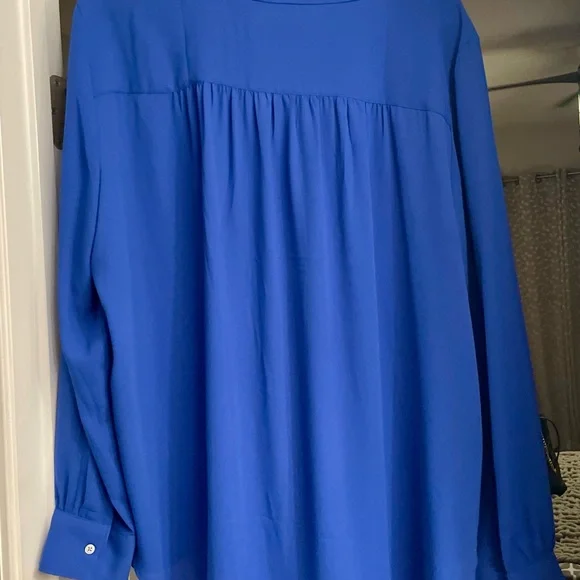 Loft Beautiful Blue Long-Sleeved Blouse Size XL - Picture 2 of 6